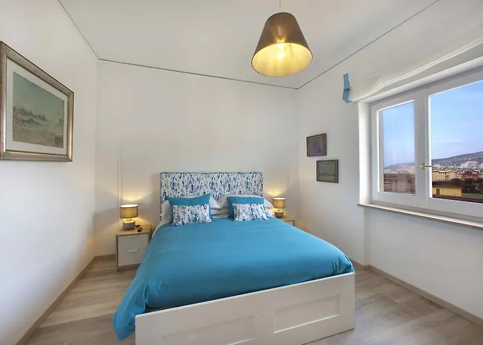 Sweet Santa Lucia Apartment Sorrent